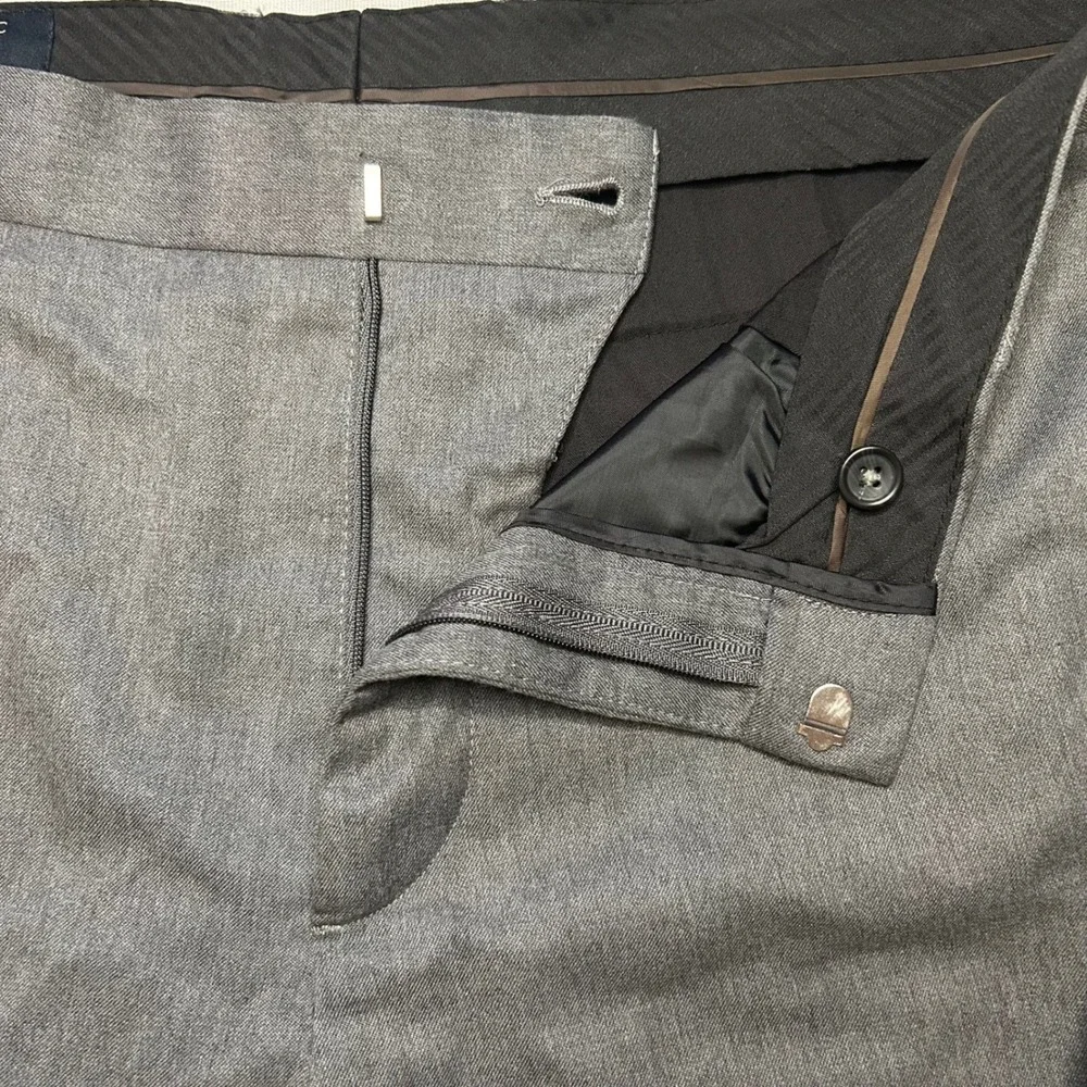 Banana Republic Dress Pants Mens 35x30 Light Gray Classic Fit Flat Front